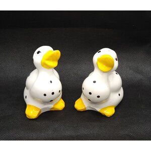 Vintage 3" White Ducks w/ Black Spots Salt and Pepper Shaker Set